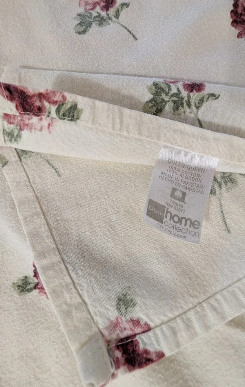 Vintage Flannel Flat Sheet & 2 Pillowcases Red Roses Ivory Shabby Chic JCP 3 Pcs